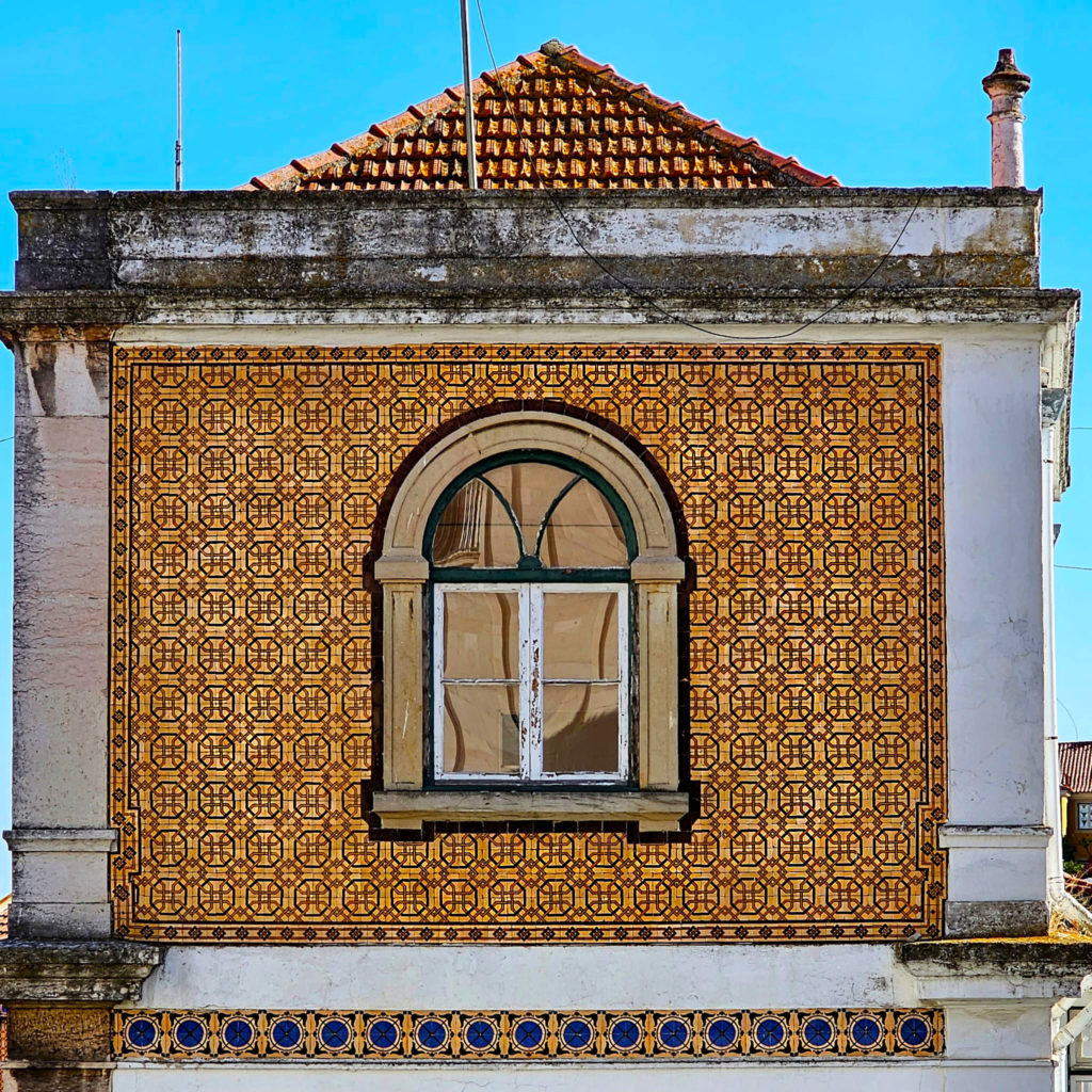 חזית לגלריה